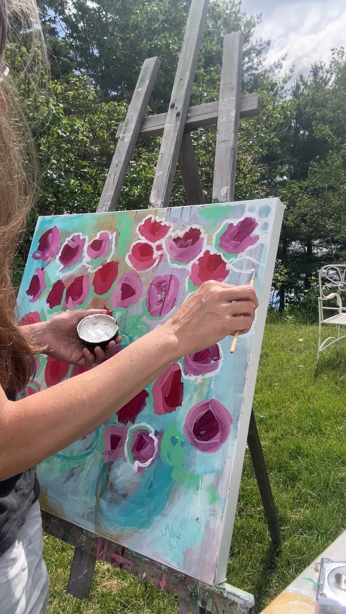 When a long paint brushes feels like a magic wand 🪄🤍 #paintoutside #abstractfloral #adreamisawish #ilovemaine #flowerseverywhere